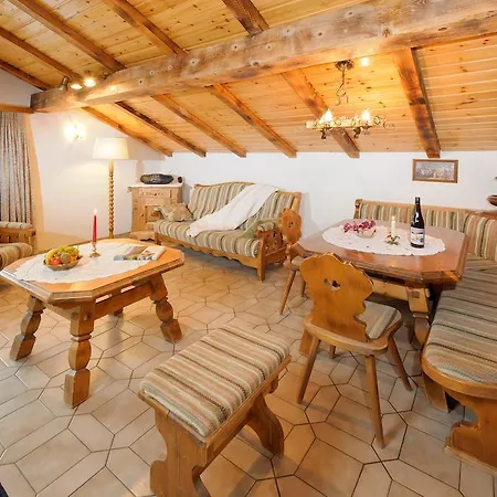 Apartament Touring Galerie Grächen